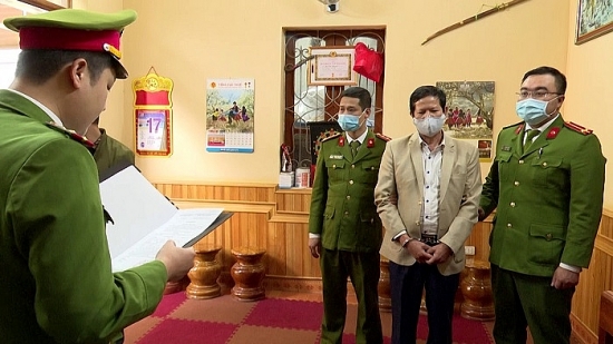 Khởi tố, bắt tạm giam nguyên Phó Giám đốc Sở Y tế tỉnh Sơn La