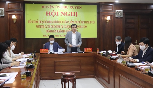 Huyện uỷ Phú Xuyên tổ chức Hội nghị đối thoại với nhân dân