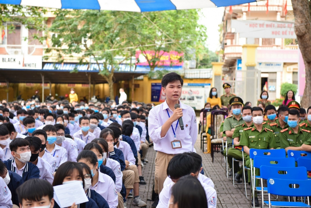 Đảm bảo an toàn cho học sinh trên không gian mạng