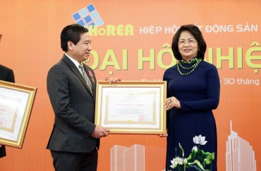Chủ tịch Hung Thinh Corp được tặng Huân chương lao động Hạng Ba