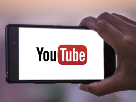 YouTube siết chặt quy định chèn quảng cáo vào video