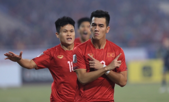 Tiến Linh tỏa sáng, tuyển Việt Nam hiên ngang vào chung kết AFF Cup 2022