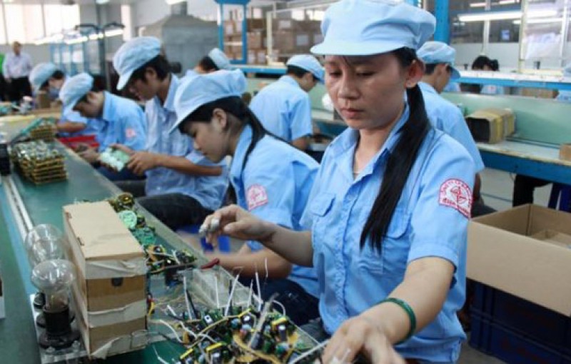 nguoi lao dong duoc mua co phan the nao