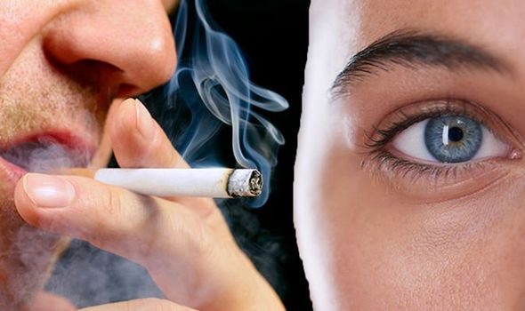 Hút thuốc lá tăng nguy cơ mù lòa lên gấp đôi