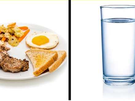 Có nên uống nước lọc trong khi ăn hay không?
