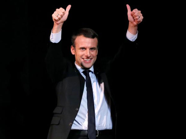 Sức hút kỳ lạ của Tổng thống điển trai trẻ nhất nước Pháp