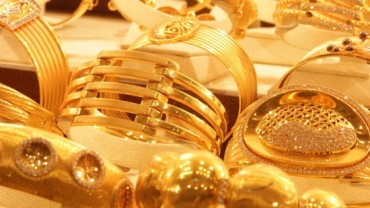 Giá vàng trong nước đắt hơn thế giới gần 1 triệu đồng/lượng
