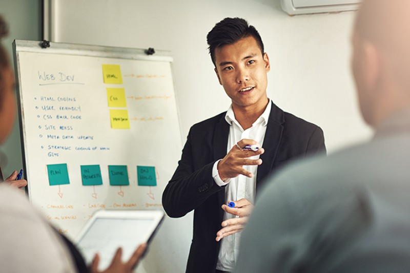 Bí quyết chế ngự nỗi sợ hãi khi nói trước đám đông