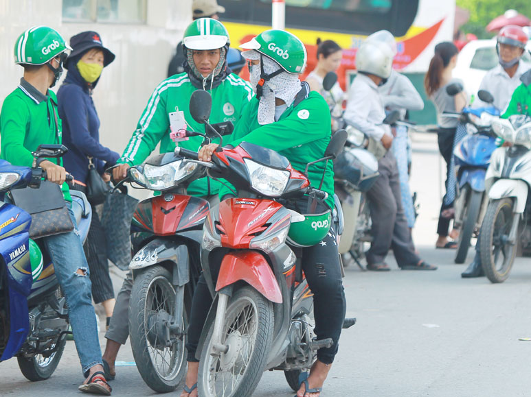 Xe ôm trong vòng xoáy công nghệ