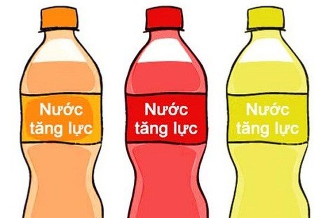 Có nên uống nước tăng lực để không buồn ngủ?