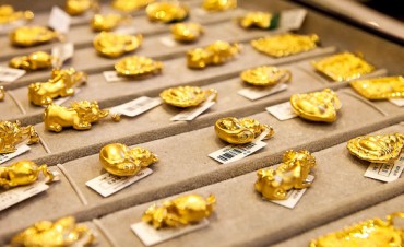Giá vàng trong nước cao hơn thế giới 2,6 triệu đồng/lượng