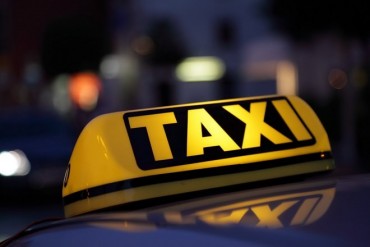 Hà Nội: Truy bắt nhóm đối tượng đâm tài xế, cướp xe taxi ở Ba Vì