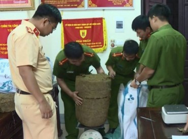 Bắt vụ vận chuyển hơn 1 tạ ma túy từ Lào về Việt Nam