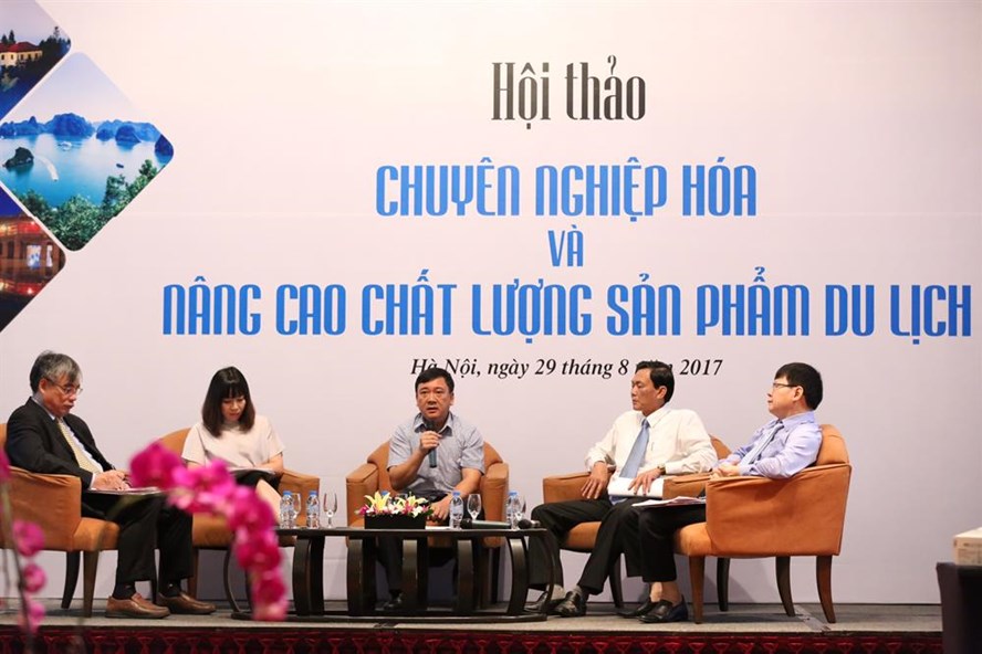 Du lịch Việt Nam tìm đường băng để “cất cánh”