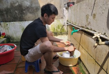Công nhân thuê trọ  “khát” nước sạch