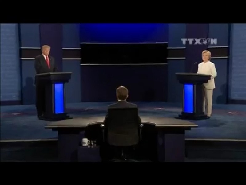 [Video] Tranh cãi nảy lửa giữa bà Clinton và ông Trump