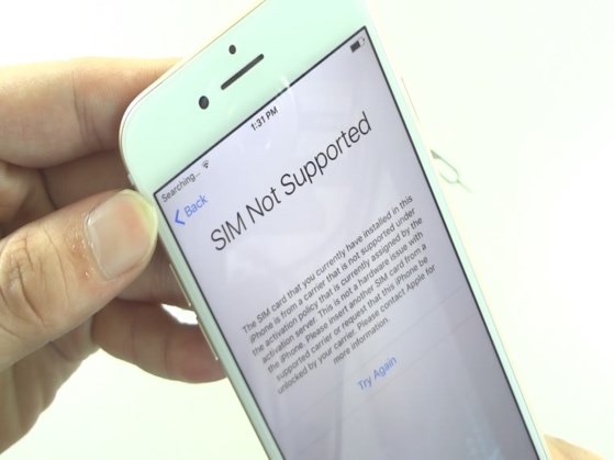 iPhone quốc tế lên ngôi sau sự cố SIM ghép bị khóa