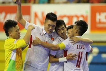 Thắng đậm Myanmar, đội tuyển futsal Việt Nam gặp Malaysia ở bán kết