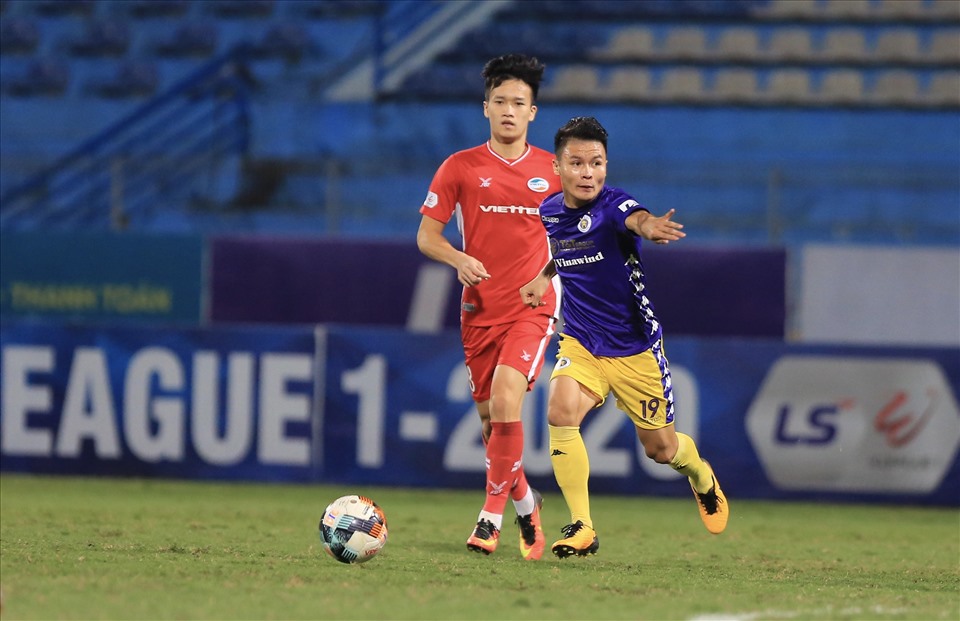 Hà Nội FC gặp nhiều bất lợi trong cuộc đua vô địch V-League 2020