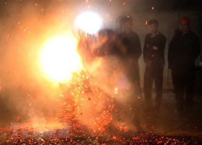 Điện Biên: Phục dựng lễ nhảy lửa của dân tộc Dao ở bản Huổi Sâu