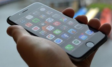 Hai lỗi nghiêm trọng khiến iPhone sụt pin và tắt nguồn đột ngột