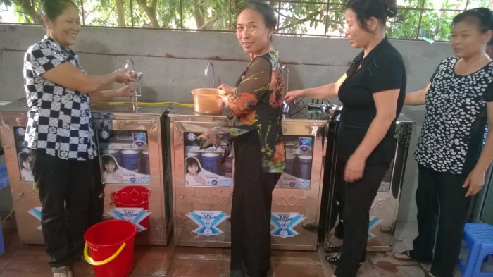 Karofi Việt Nam tặng máy lọc nước cho làng ung thư Mẫn Xá (Bắc Ninh)