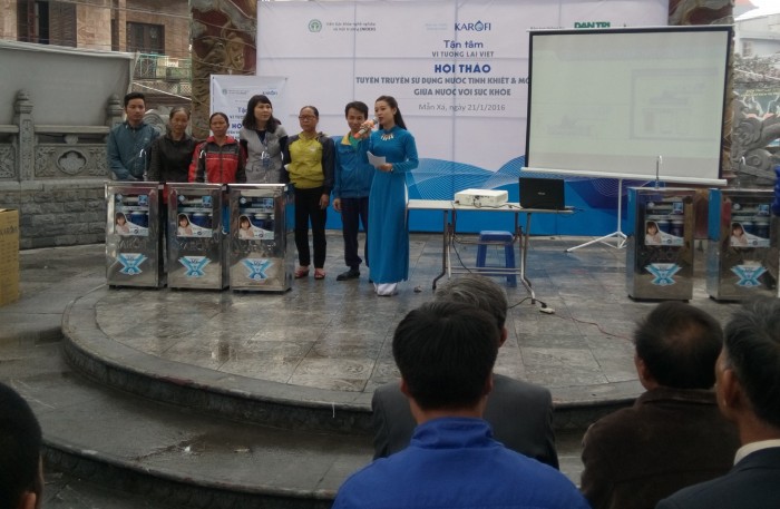 Karofi Việt Nam tặng máy lọc nước cho làng ung thư Mẫn Xá (Bắc Ninh)