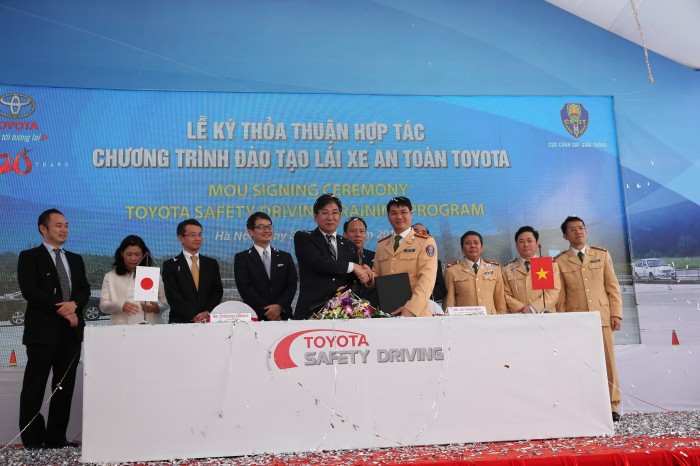 Toyota hành trình 20 năm hành trình trên đất Việt