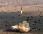 Iran tiếp tục phóng thử hai tên lửa đạn đạo bất chấp lệnh trừng phạt