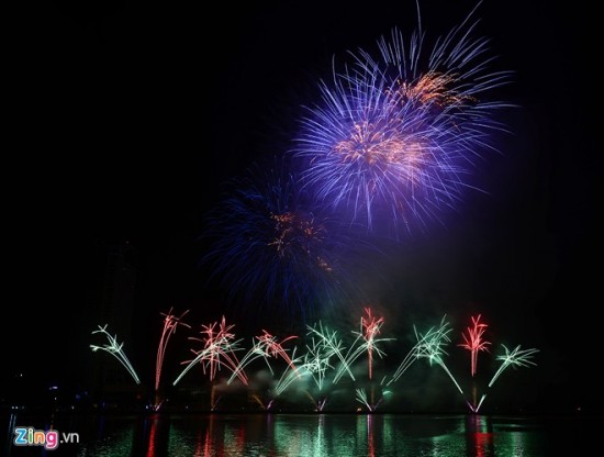 Khai mạc cuộc thi trình diễn pháo hoa Quốc tế-Đà Nẵng 2015 Khai mạc cuộc thi trình diễn pháo hoa Quốc tế-Đà Nẵng 2015