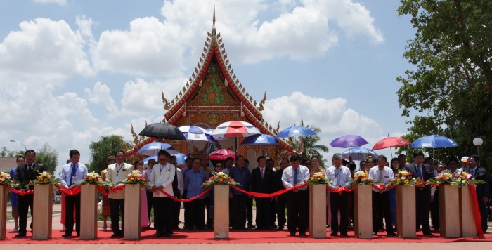 BIDV hỗ trợ vốn trùng tu Chùa Wathat – Vua Xayxettha (Lào)