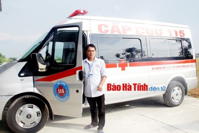 Mẹ con thí sinh thuê xe cấp cứu 115 đi 350 km rút-nộp hồ sơ ĐH