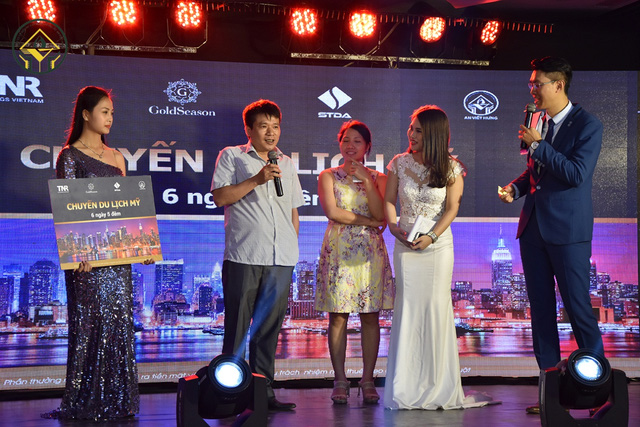 Hơn 1000 khách hàng chen chân tham quan căn hộ mẫu Goldseason hon 1000 khach hang chen chan tham quan can ho mau goldseason