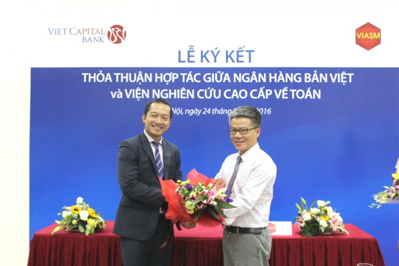 Viet Capital Bank hợp tác cùng Viện nghiên cứu cao cấp về Toán