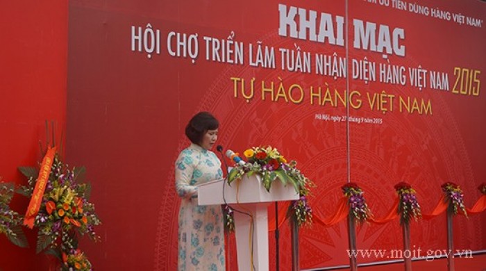 Khai mạc triển lãm Tuần nhận diện hàng Việt 2015