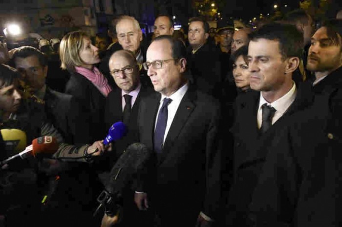 Tổng thống Pháp cáo buộc IS tấn công khủng bố Paris