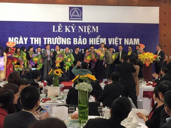 Kỷ niệm Ngày truyền thống Bảo hiểm Việt Nam