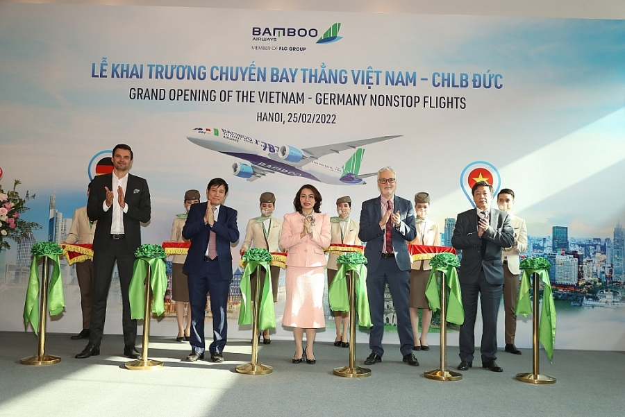 Bamboo Airways khai trương đường bay thẳng thương mại thường lệ Việt Nam – Đức, đẩy mạnh kế hoạch mở rộng mạng bay tới châu Âu