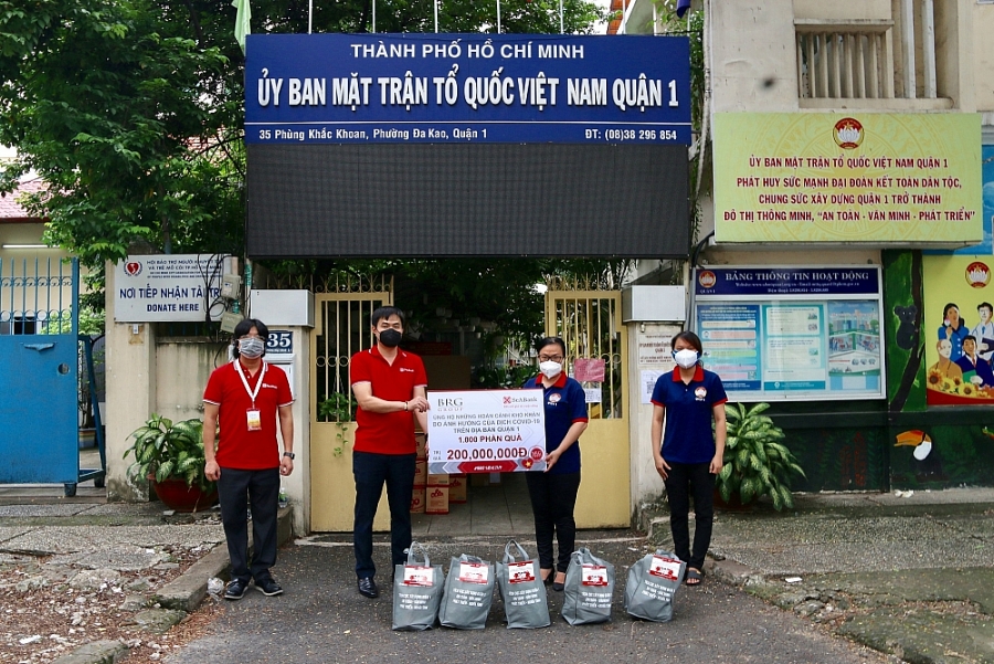 Tập đoàn BRG cùng Ngân hàng SeABank chung tay hỗ trợ chính quyền và người dân TP. Hồ Chí Minh