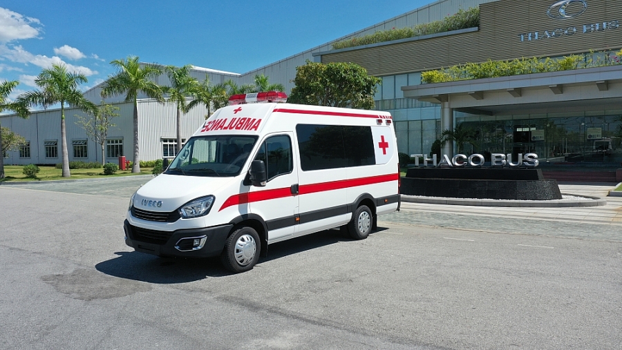 Xe cứu thương được sản xuất trên nền xe cơ sở IVECO Daily
