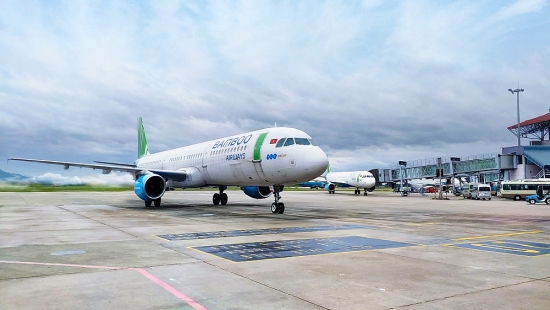 Gần 500 hành khách vùng núi phía Bắc về quê an toàn trên các chuyến bay đặc biệt của Bamboo Airways