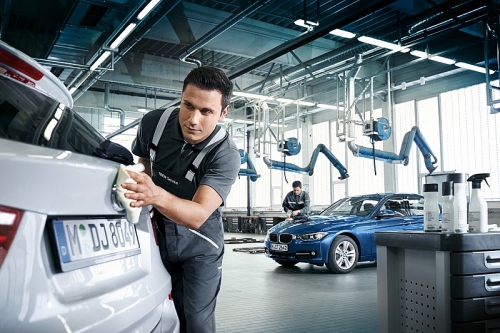 Chương trình tri ân cuối năm khách hàng BMW và MINI