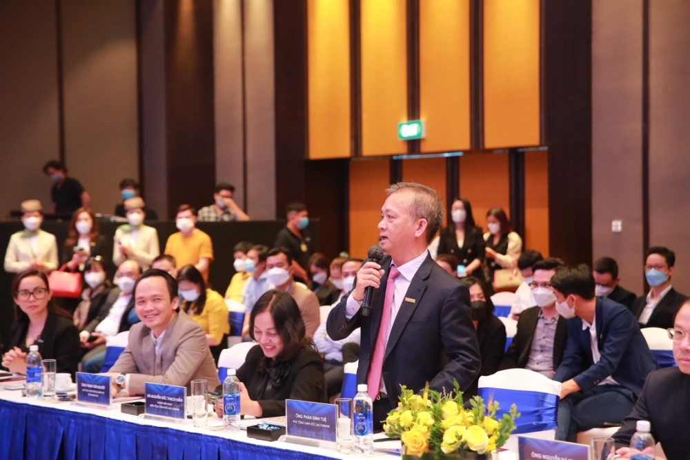 Ông Phan Đình Tuệ - Phó Tổng Giám đốc Sacombank thông tin thêm về Chương trình hợp tác giữa FLC và Sacombank
