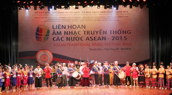 Khai mạc Liên hoan Âm nhạc truyền thống các nước ASEAN 2015