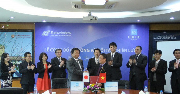 Bunka Shutter mua gần 30% cổ phần của Eurowindow