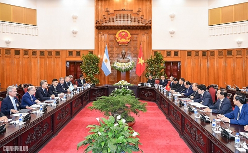Việt Nam mong muốn củng cố quan hệ đối tác toàn diện với Argentina