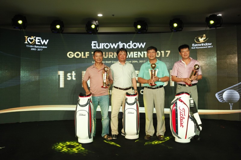 tung bung dem trao giai eurowindow golf tournament 2017