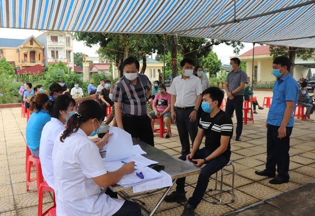 Huyện Phú Xuyên đảm bảo công tác tiêm vắc xin phòng Covid-19