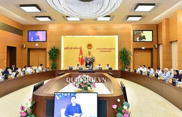 Khai mạc phiên họp thứ 27 của Ủy ban Thường vụ Quốc hội