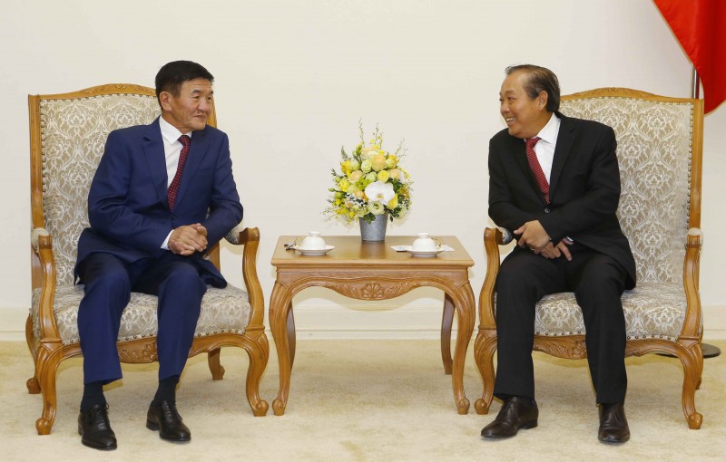 Phó Thủ tướng Thường trực tiếp Bộ trưởng Tư pháp Mông Cổ